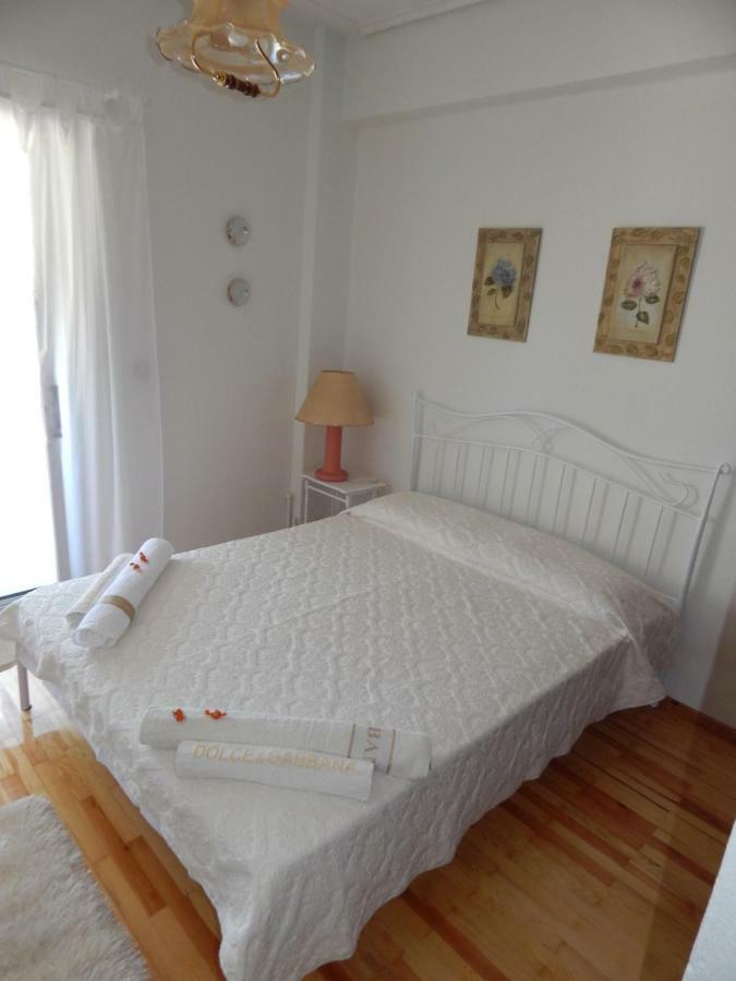 Zira Holiday House 马克罗吉亚罗斯 外观 照片